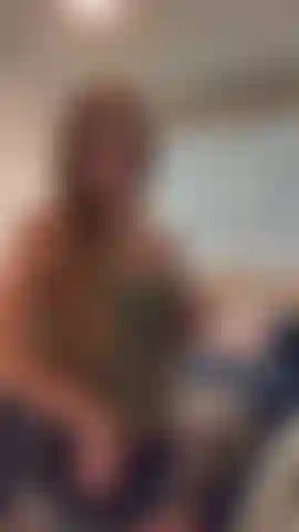 La prima volta che uso la mia macchina del sesso!