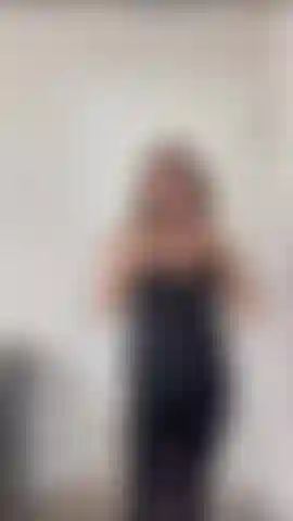 Utilizzo il mio vibratore penetrante e vibrante!