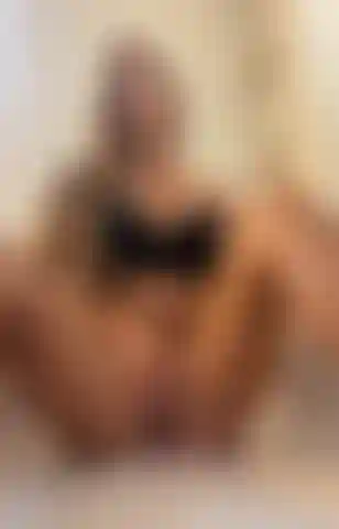 Scopo la fica e squirto! Sai che diventerò disordinata quando sarò nella vasca (;.