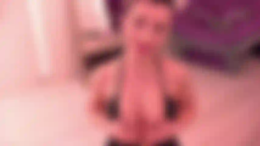 Bella sensuale ti seduce e ti fa venire così bene.