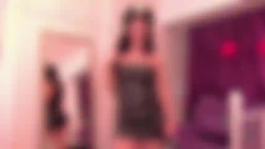 Gioco di ruolo: poliziotta! Mangia la mia figa e ti lascio andare!