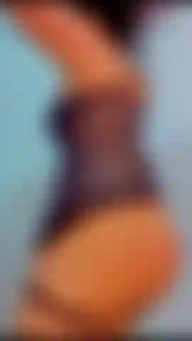 Il mio grosso culo è un parco divertimenti, vieni a giocarci quanto vuoi.