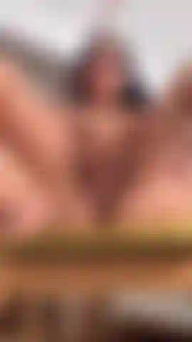 😈
