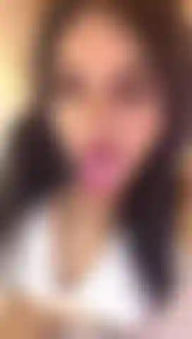 This hot babe is waiting for you..