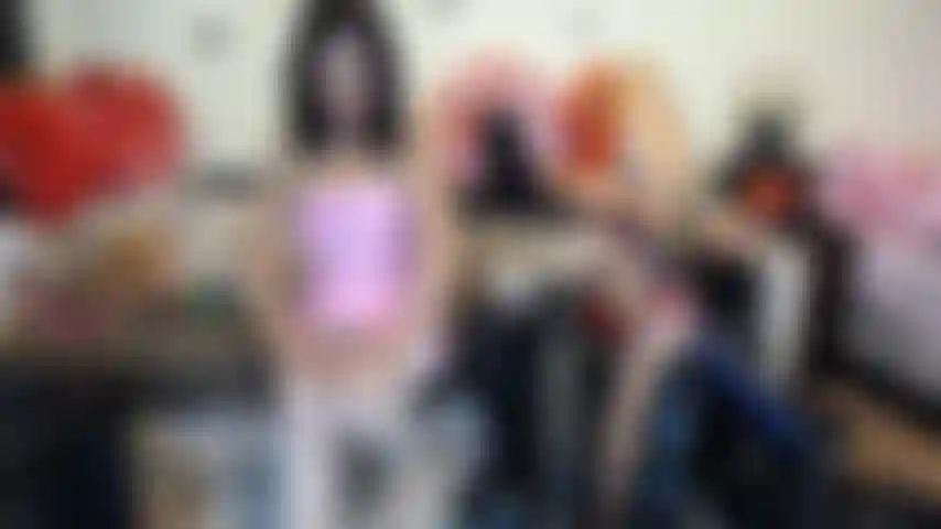 Aspetto innocente ma mente pervertita.