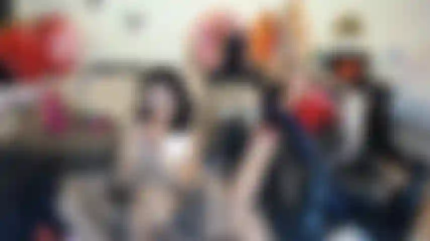 Vieni e vieni su di me.