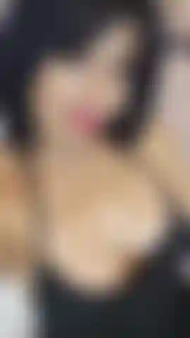 Ehi tesoro, le mie tette sono così belle!