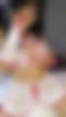 Mi faresti una sega con un gran culo?