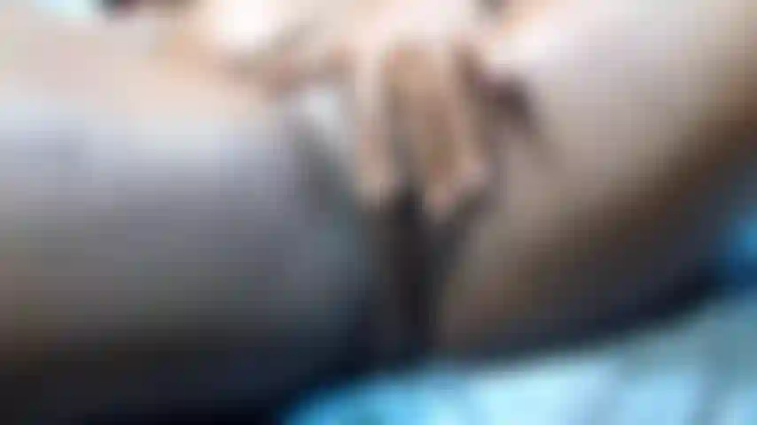 JECKING MY BIGCLIT UP CLOSE,  removing the hood to expose my clit