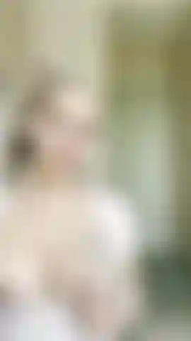 Ti mostro fino a che punto posso fare un pompino profondo con il mio nuovo pene da 20 cm.