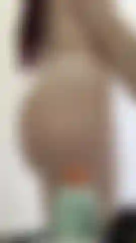 Che fa tremare la figa sotto la doccia.