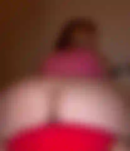 Blonde juicy pawg smothers you