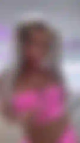 Ponytails tight, pink latex on  Feeling extra naughty and ready to tease you unlock it if you want more