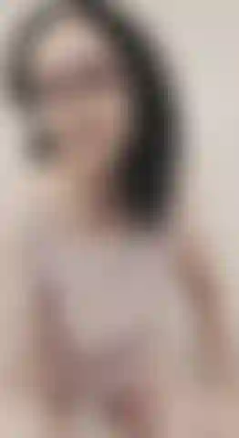 Peep slow tease. GFE