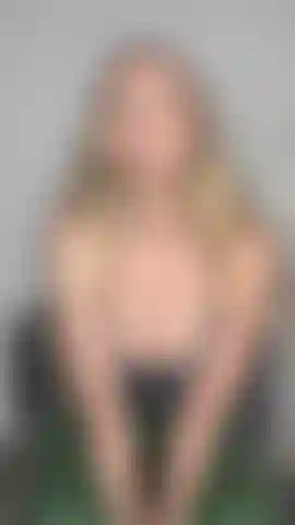 Pantaloni da yoga e bottino.