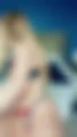 Orgasmo hitachi e lingerie a cuore.