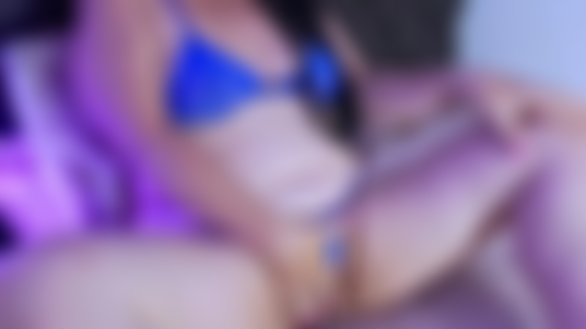 Fotti la mia figa con le mie dita.