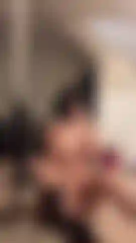 Playing with that pretty pussy Xxxx