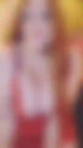 Una troia bbw va all'hardcore! Non si torna indietro quando sono così arrapata! Una volta che ho in mano il tuo cazzo duro, non lo lascio andare finché non esplode in estasi. So che sei arrapato quanto me, uomo cattivello. Lascerai che questa bbw formosa ti succhi e ti scopi e ti mostri come si fa per bene? 40Tette di coppa e, una figa bagnata e pelosa, un culo grosso e una voglia di sesso sfrenata. Ti supplico di darmi il tuo sborro, baby. Guarda questo video xxx e strofinati il cazzo e gemiti per me!