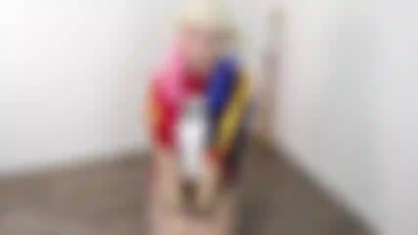 Harley quinn v506 fottuta da una mazza da baseball.