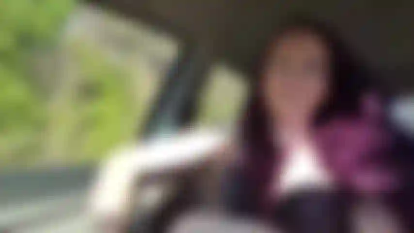 La gioia pubblica v339 cavalca orgasmi con i giocattoli.