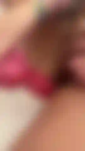 Uno speciale dildo che eiacula.