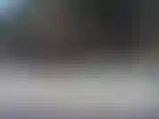 Mi masturbo sulla spiaggia.