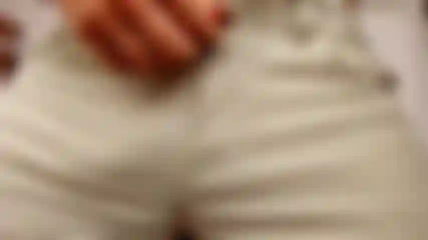 Costume di halloween, mi masturbo e mi tiro sugli addominali.