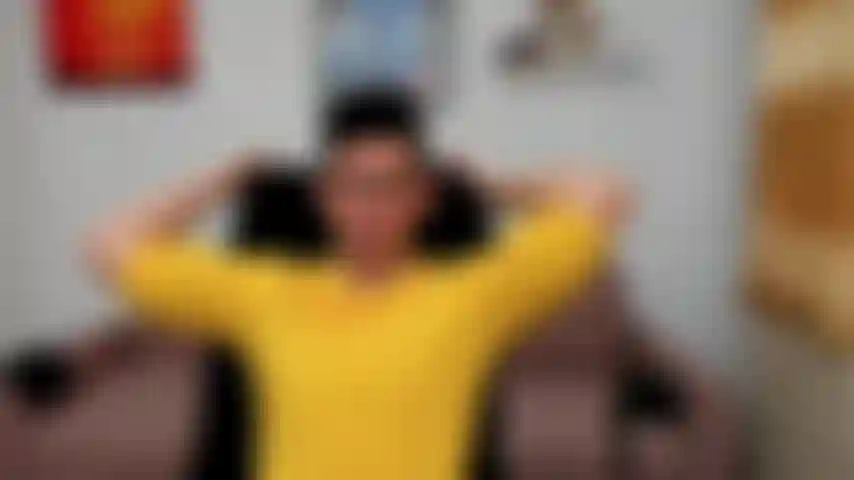 Starnutisco in cam. Uno dei miei clienti lo adora!