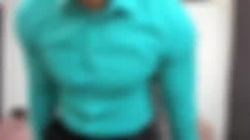 In ufficio mi fai bere un caffè incredibile, ma non sapevo che metti una pozione così i miei muscoli si ingrosseranno.