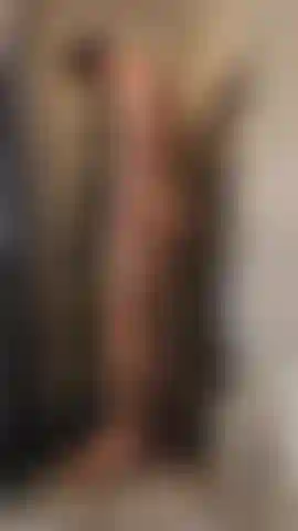 E sto entrando nella doccia prima di iniziare la giornata. Vuoi unirti a me?