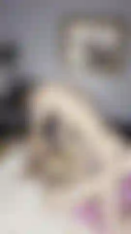 B/g che mi martella la figa e squirto (prima dell'operazione al seno).