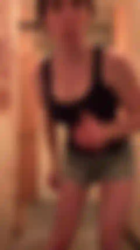 Diverto nei bagni pubblici.