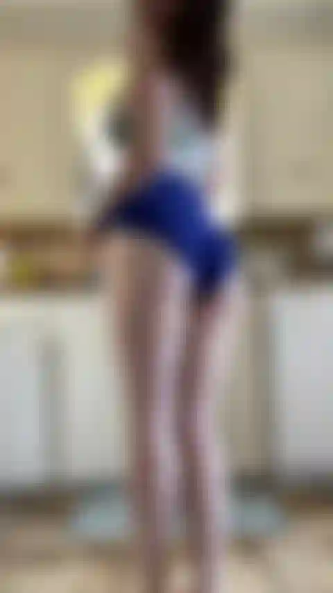 Vieni sul mio buco del culo stretto