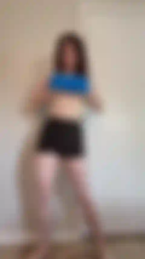 Mi spoglio mentre faccio jogging.