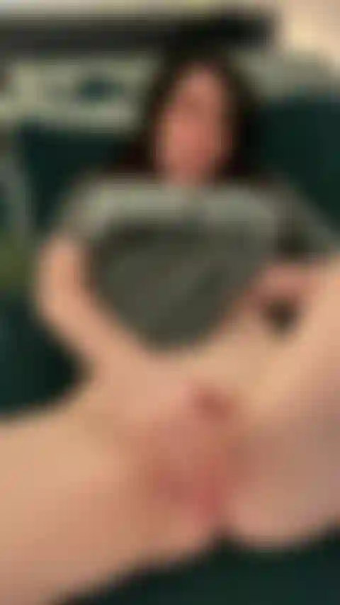 Festeggio la vincita in dollari riempiendomi il mio bbc.