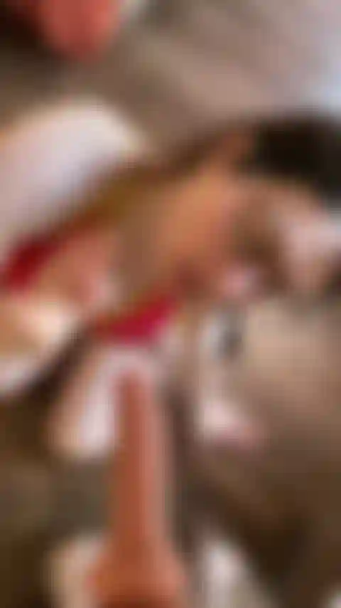 Pov bj con contatto visivo e chiacchiere sporche.