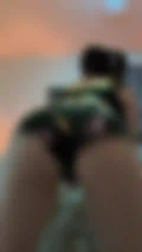 Culo, culo e ancora culo.