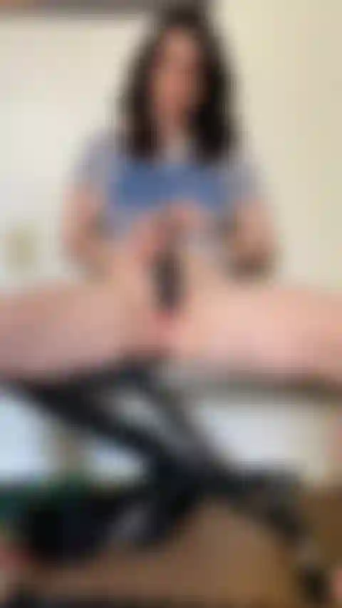 Divertente con il vibratore.