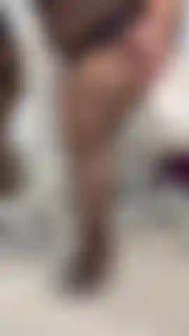 Sgualdrina e da pompino sciatto.