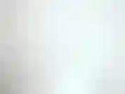 Sono la tua nuova religione e tu mi appartieni ora. Ti cavalco e tu guardi i miei fianchi digrignare e le mie tette ondeggiare e rimbalzare mentre sono sopra di te. Mi prenderò la vita mentre vieni visto che mi appartieni.