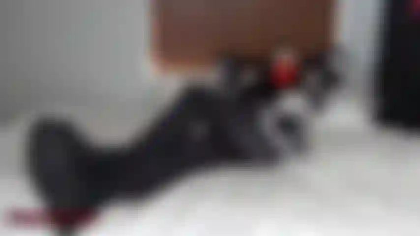 Trailer del culto delle scarpe da ginnastica.