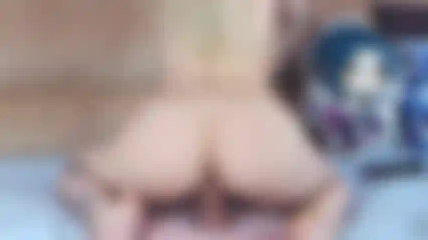 Cowgirl al contrario guarda il mio culo caldo.