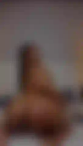 Cavalca il tuo cazzo mentre io mi colpisco il culo.