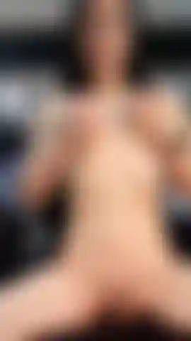 Mi masturbo la figa con il tuo cazzo.