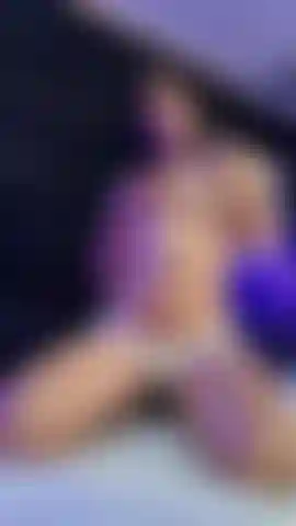 Gioca con i miei capezzoli!!