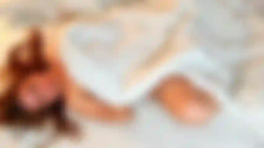 Orgasmi_mattutini_sotto_le_lenzuola.