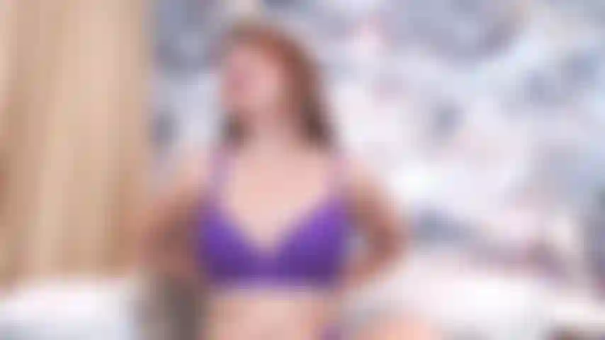 Il mio_dildo_scopa_la_mia_fica_e_il_mio_culo.