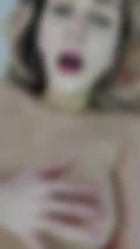 Gioco con me stessa finché non vengo.