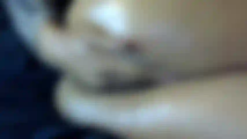 Fottimi con le mutandine addosso.